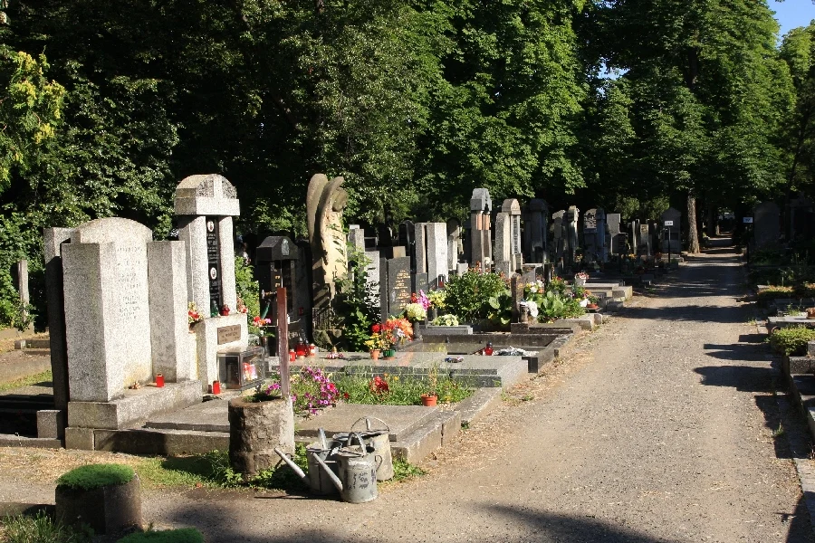 Krč Cemetery (Prague)