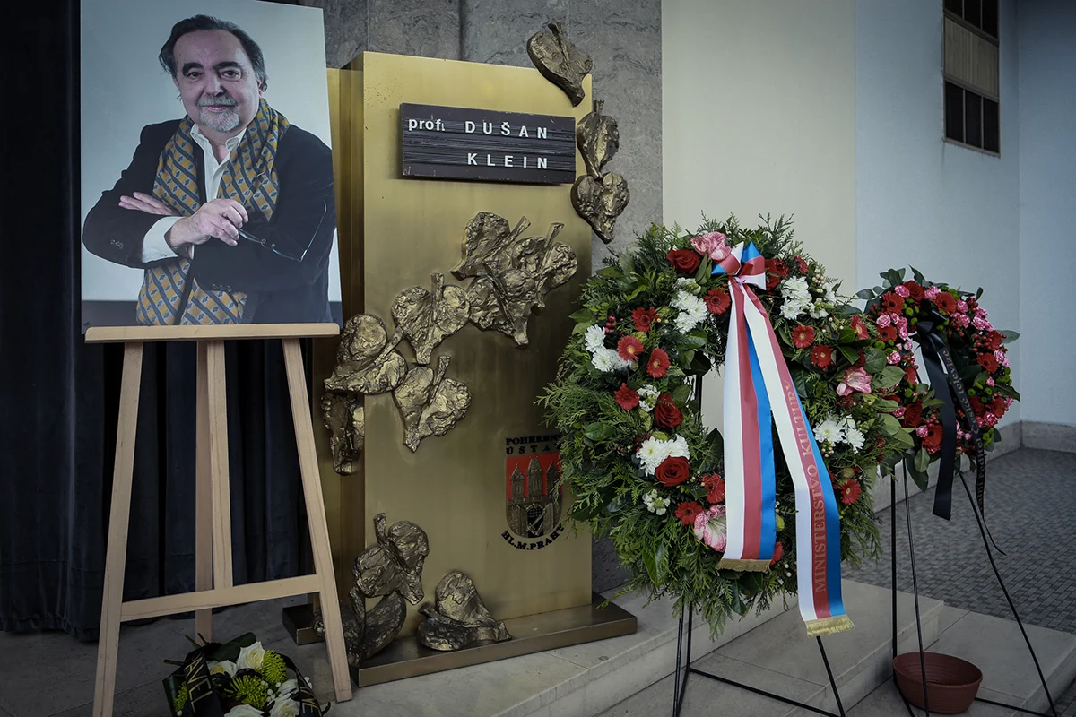 Funeral of director Dušan Klein